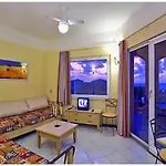 شقة Seaview Walk To Sunset Terrace ايزولا روسا