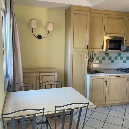 Apartament Seaview Walk To Sunset Terrace Isola Rossa (Sassari)