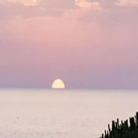 Panoramic Sea-views Sunsets, 7 Min Walk To Beach, Apartment, Terrace *