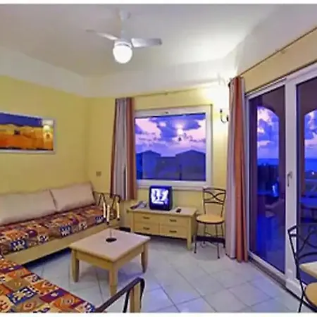 Apartment Panoramic Sea-views Sunsets, 7 Min Walk To Beach, Apartment, Terrace Isola Rossa