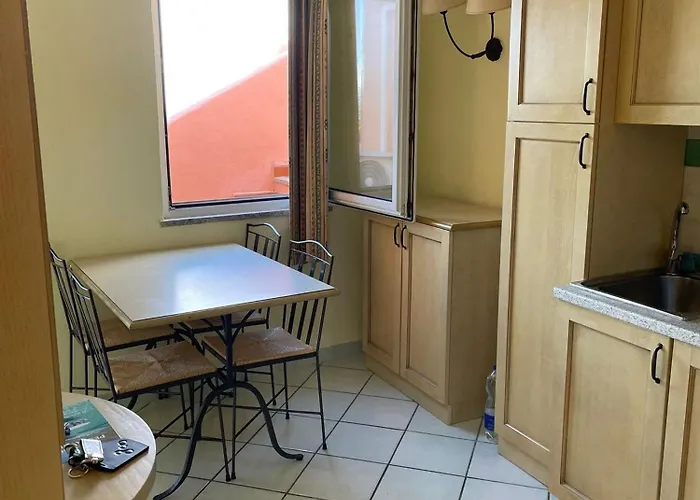Seaview Walk To Sunset Terrace Appartement Isola Rossa (Sassari)